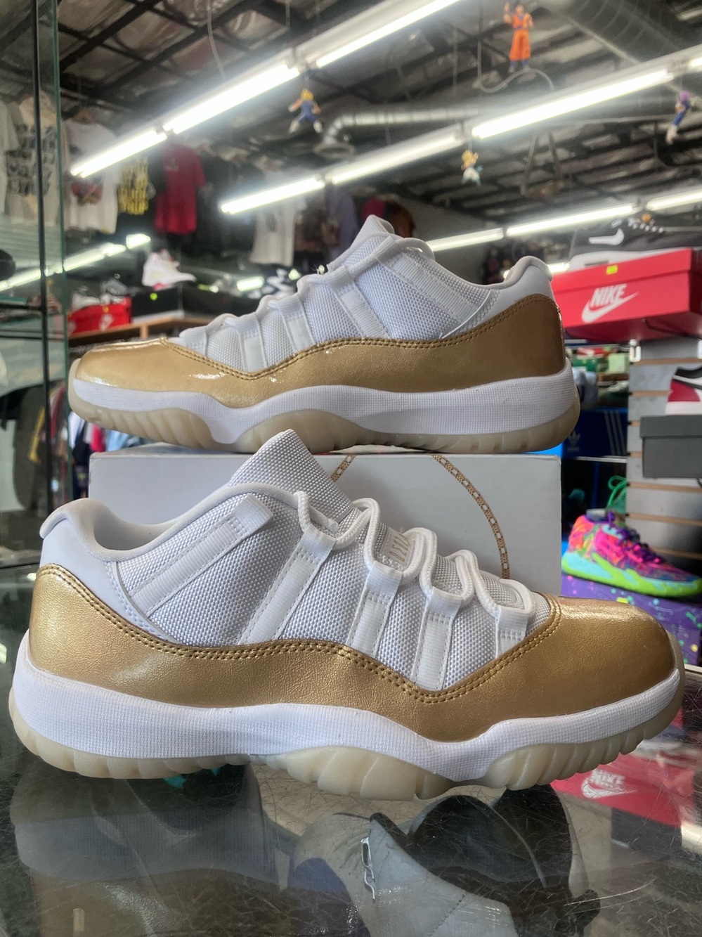Women’s Air Jordan 11 Retro Low Mother’s Day Size 8